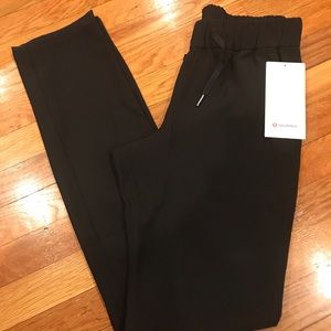 Lululemon On the Fly pants